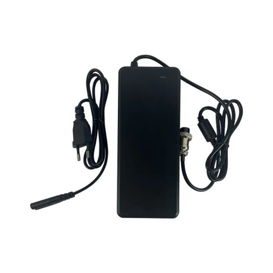 Chargeur 52V ➡️ 58.8V / 2A (connecteur GX16-3p)